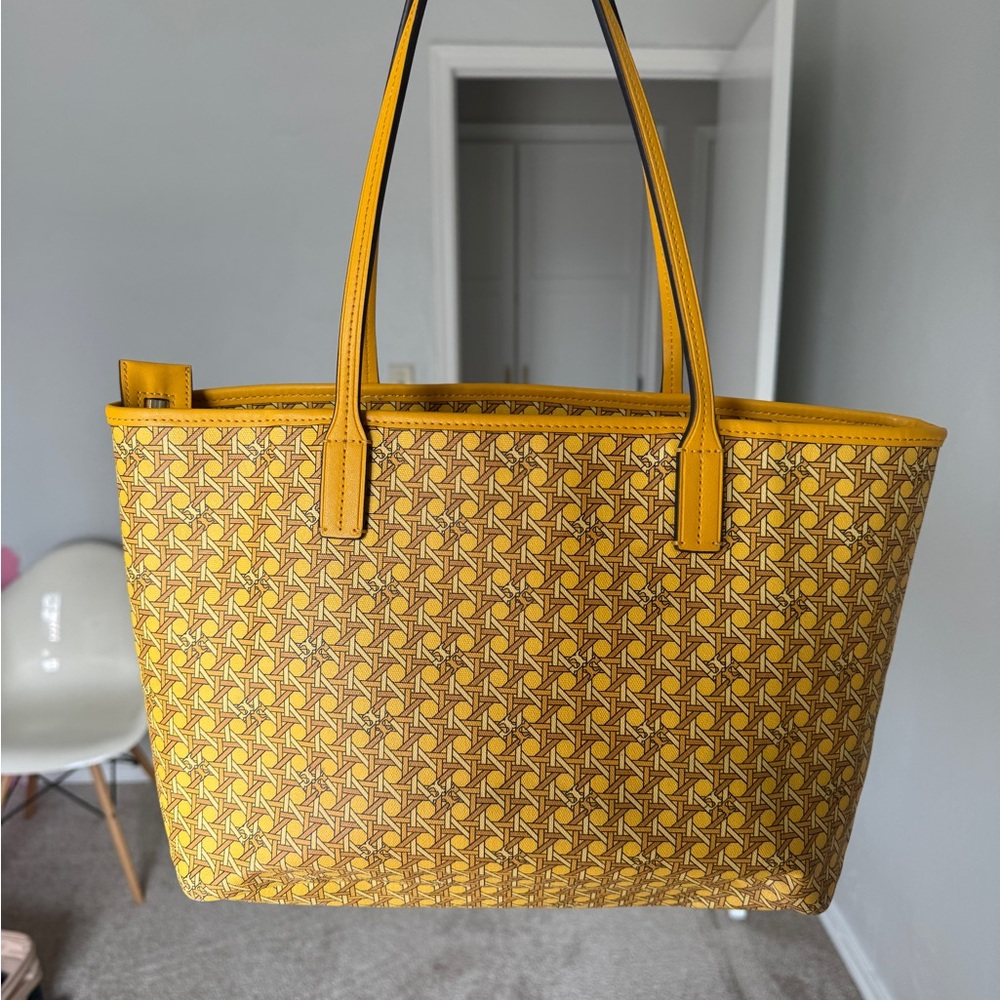 Tory Burch ever- ready “sunset glow” Patterned Tote Bag